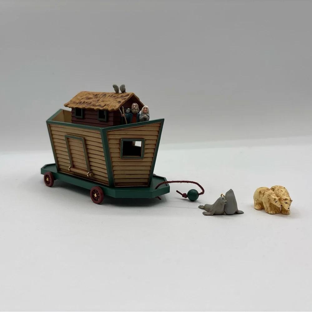 Hallmark Keepsake Ornament 1994 Noah’s‎ Ark Three Piece Set Special Edition